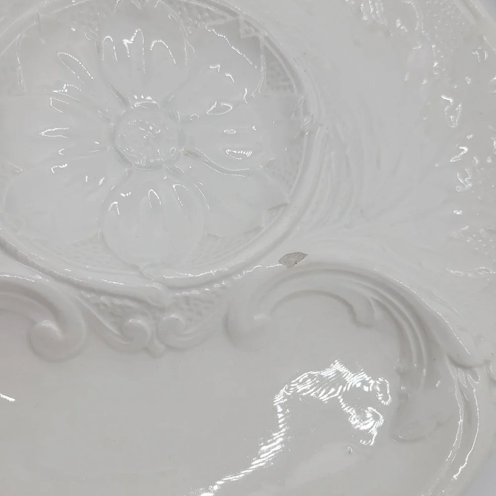 Vintage P.V. France White Majolica Artichoke Plate Floral Embossed Relief 9